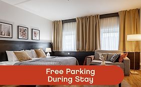 Injoy Premium Hotel Solna